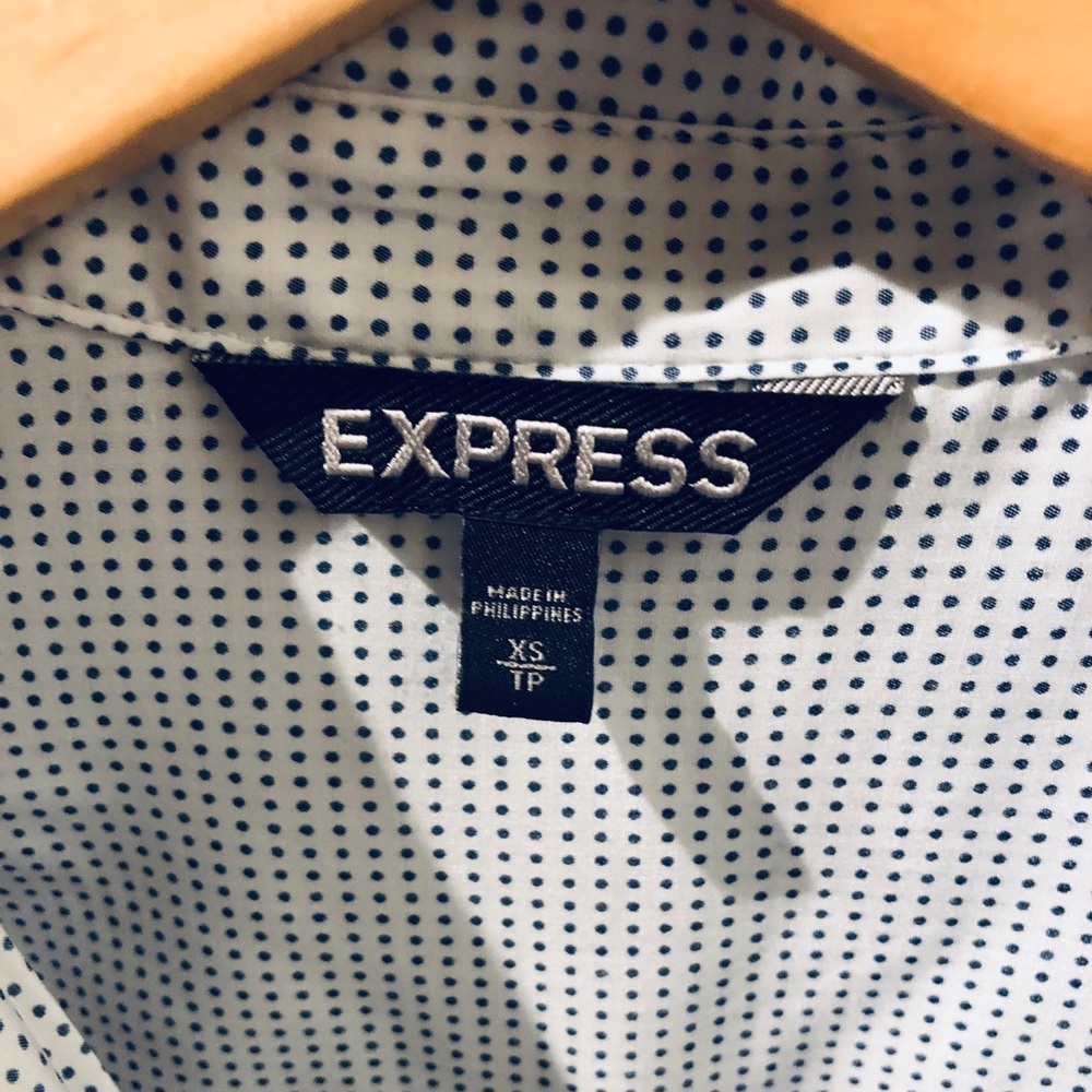 Express button down top (XS) - Picture 4 of 6